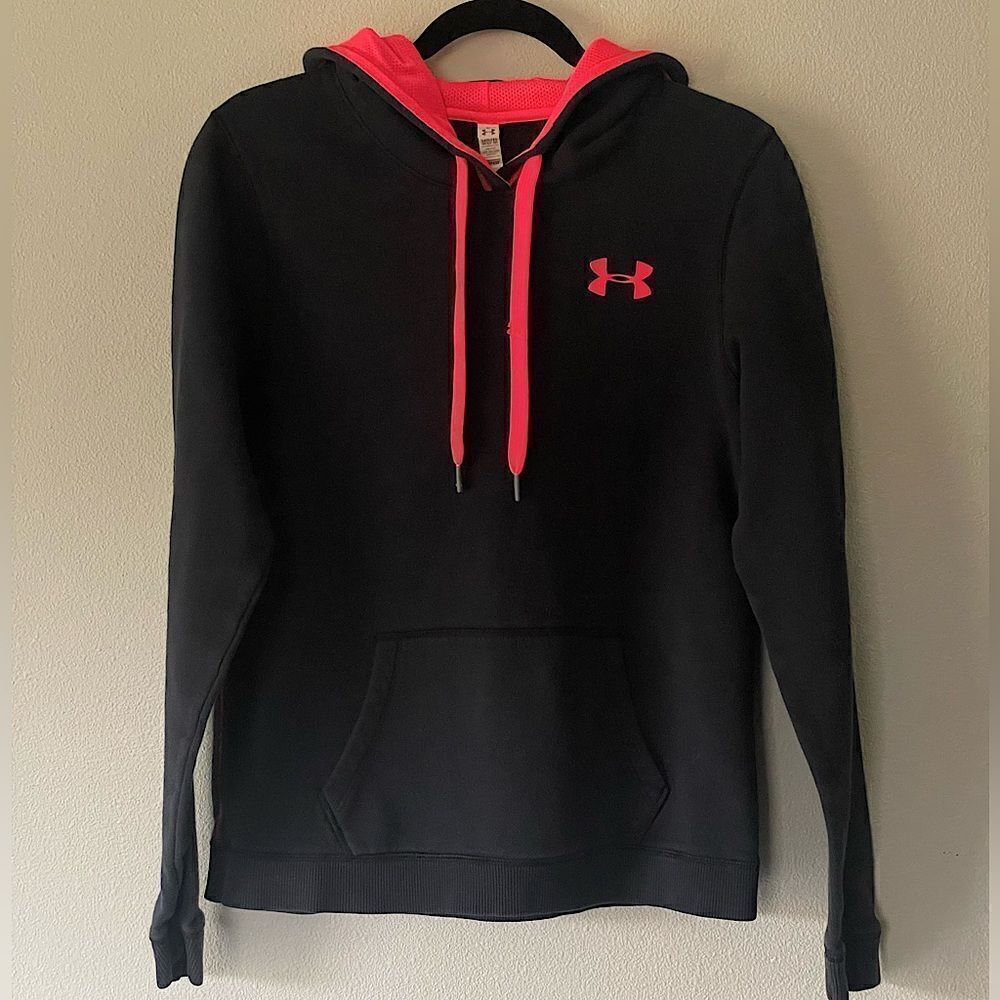 Women’s Under Armour Black (w/ Pink), Long-Sleeve Hoodie. Size Medium.